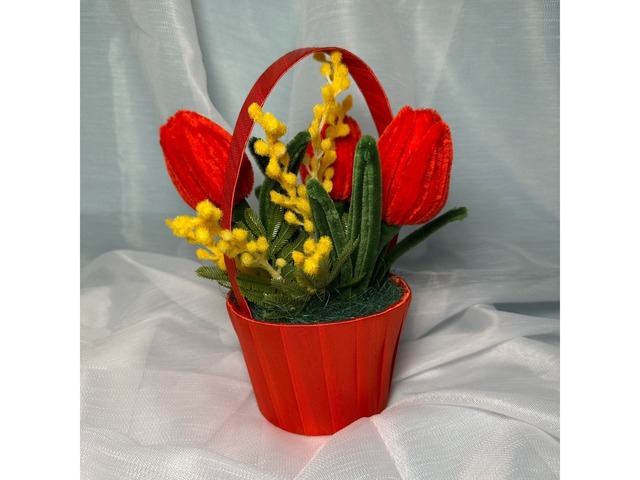 Квіткова композиція з синельного дроту. Подарунок.