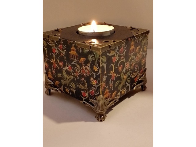 Подсвечник деревянный