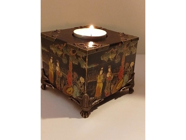 Подсвечник деревянный