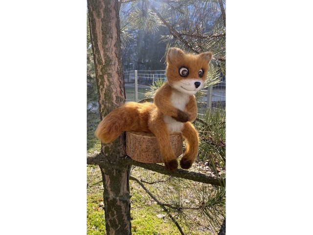 Лис упоротий іграшка валяна з шерсті інтерєрна войлочная лиса хендмєйд сувенір подарок