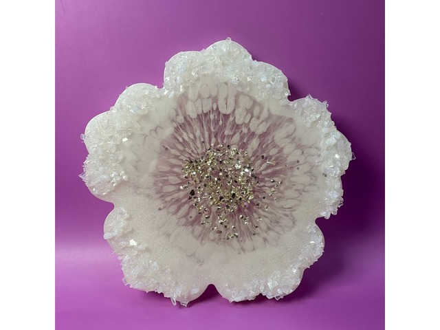 Підставка з епоксидної смоли для прикрас, свічок.