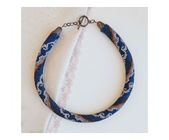 Прикраса із бісеру кольє-джгут 