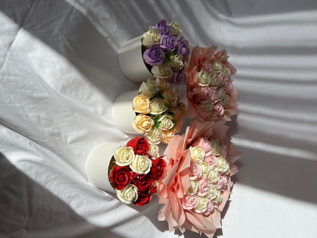 Композиції з мильних троянд