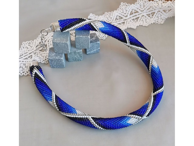 Прикраса із бісеру кольє-джгут "Ультрамарин"
