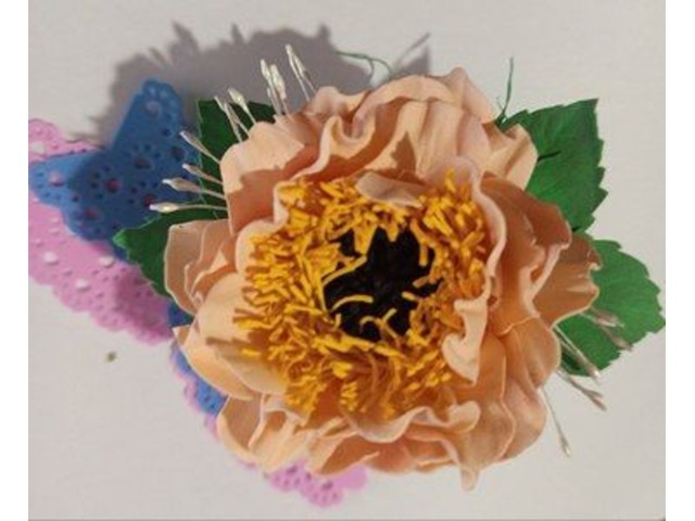 Бутон'єрка на руку,  квітковий браслет - фоаміран - фоаміран