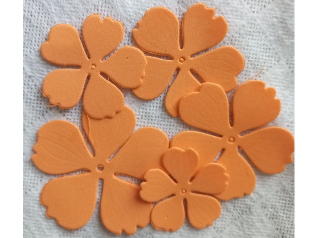 Заготовка, вирубка із фоамірану для подальшої творчості