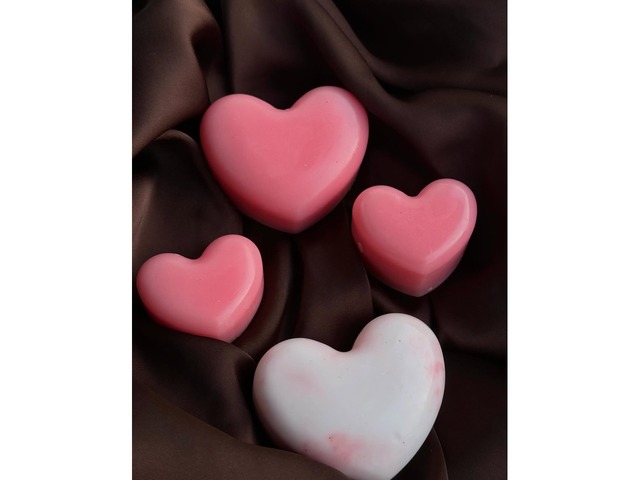 Мило ручної роботи