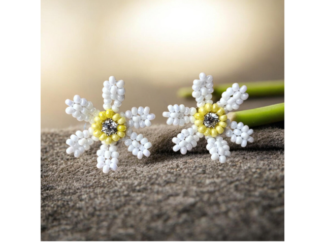 Серги Ромашки