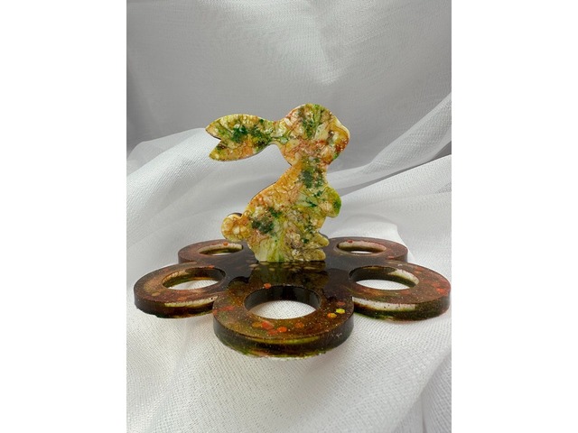 Декоративна підставка для яєць