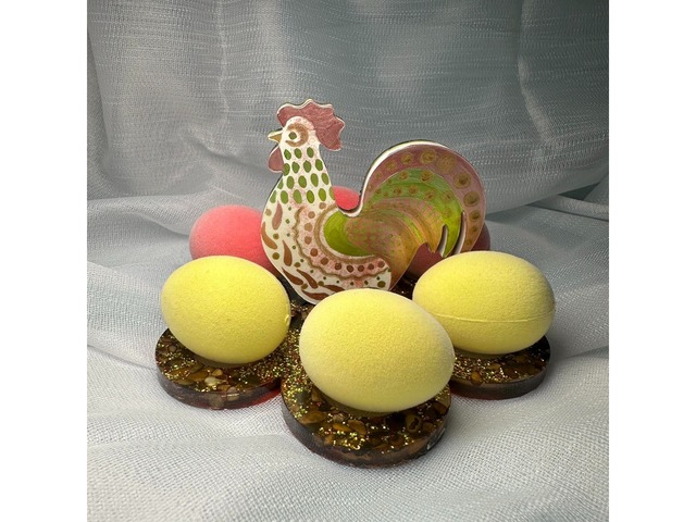 Декоративна підставка для яєць