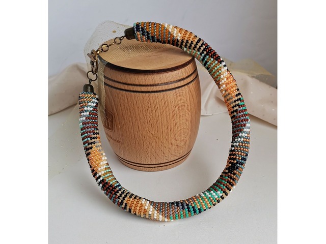 Прикраса із бісеру кольє-джгут "Лісовий вітер"