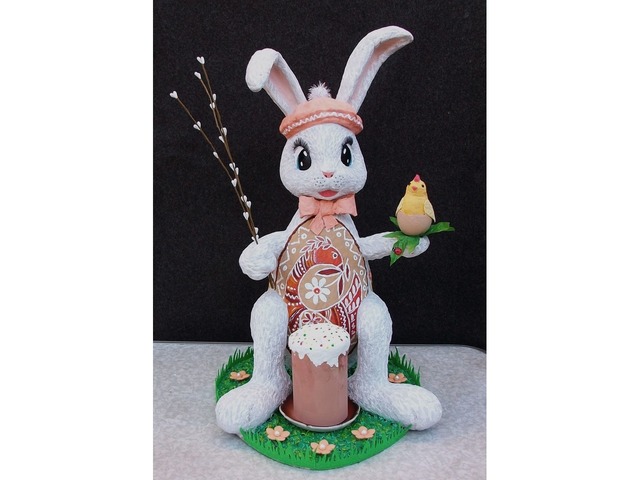 Великодній декор з зайчиком