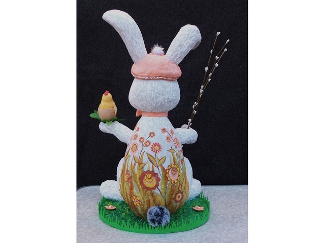 Великодній декор з зайчиком