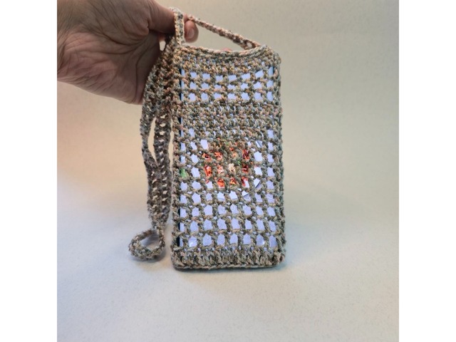Вязана сумочка-тоут для телефону через плече, меланжева, ручна робота