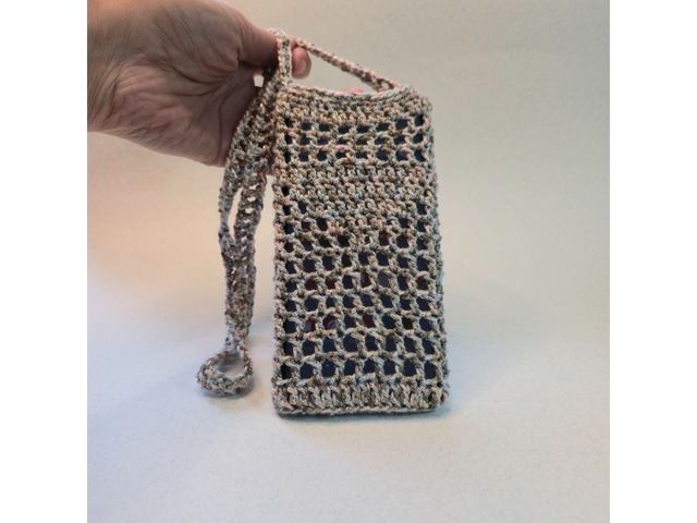 Вязана сумочка-тоут для телефону через плече, меланжева, ручна робота