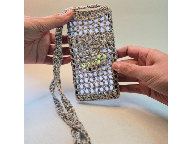 Вязана сумочка-тоут для телефону через плече, меланжева, ручна робота