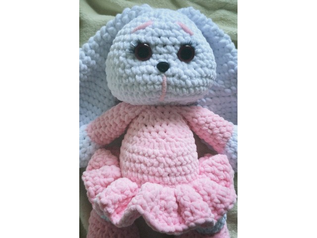 В’ЯЗАНА ЗАЙКА В РОЖЕВІЙ СУКНІ 