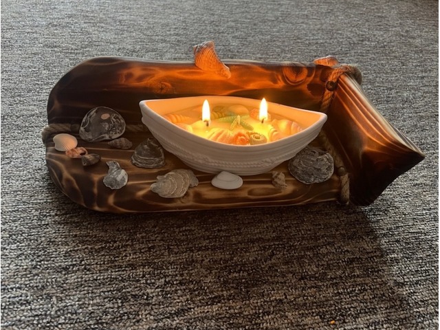 Свічка в човнику “Морський бриз” з мушлями та зіркою