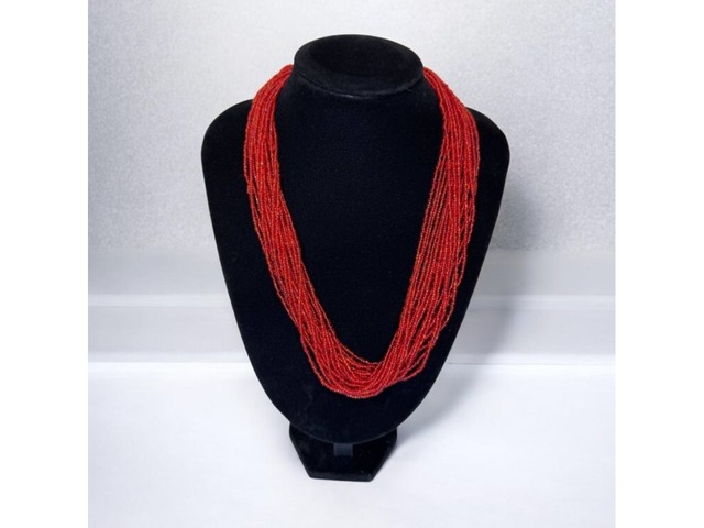 Розкішне багаторядне намисто з бісеру