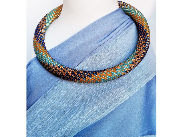 Прикраса із бісеру кольє-джгут "Надія"