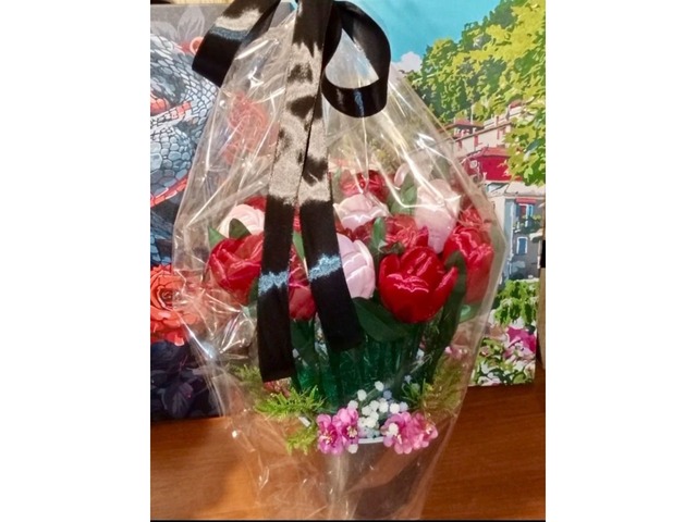 Тюльпани з атласної стрічки