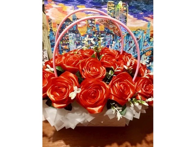 Троянди червоного кольору