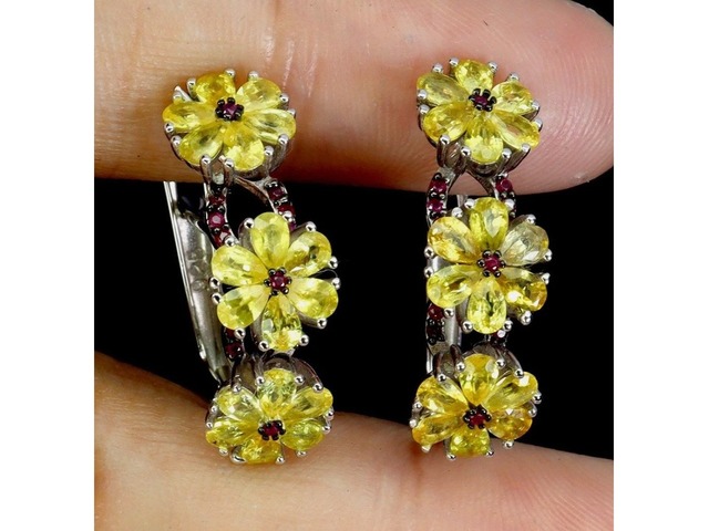 Серьги с натуральными Сапфирами и Рубинами