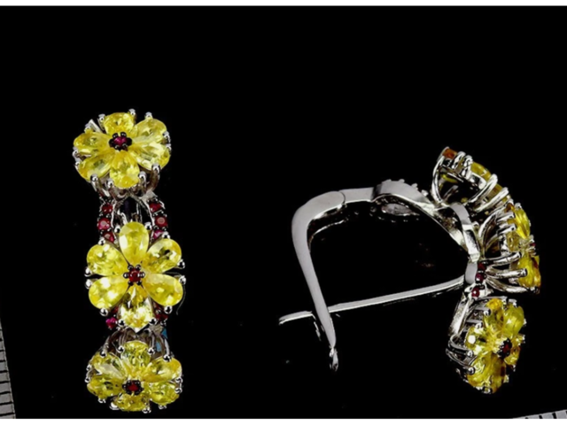 Серьги с натуральными Сапфирами и Рубинами