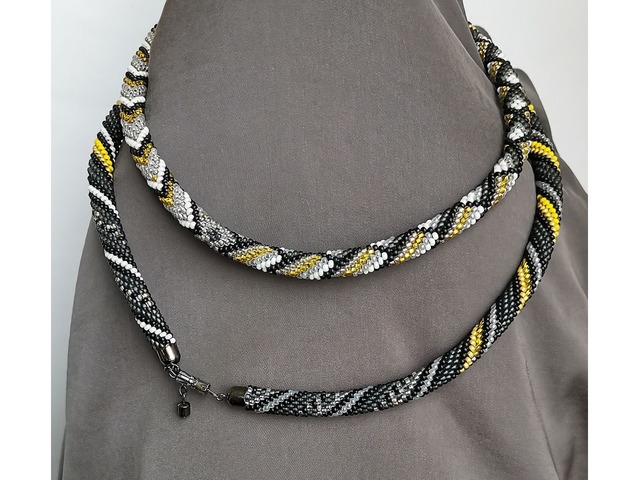 Прикраса із бісеру кольє-джгут "Таїнство"