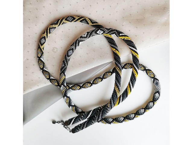 Прикраса із бісеру кольє-джгут "Таїнство"