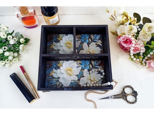 Настольный органайзер «Fresh Flower Market» • Декупаж • Чёрный с пионами