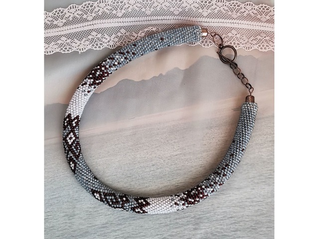 Прикраса із бісеру кольє-джгут "Настрій"