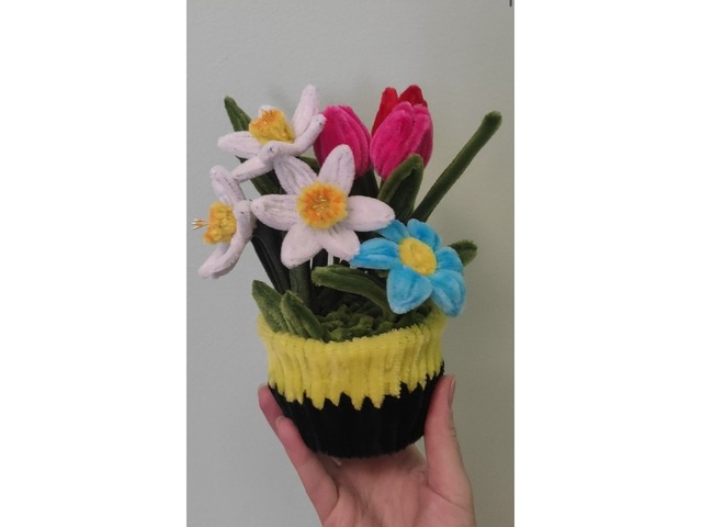 Квіткова композиція ручної роботи