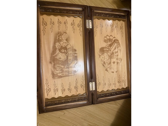 Шахматы / нарды ручной резьбы