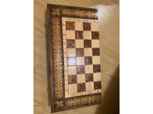 Шахматы / нарды ручной резьбы