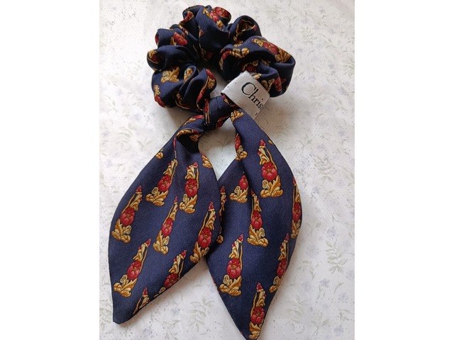 Шовкова резинка для волосся