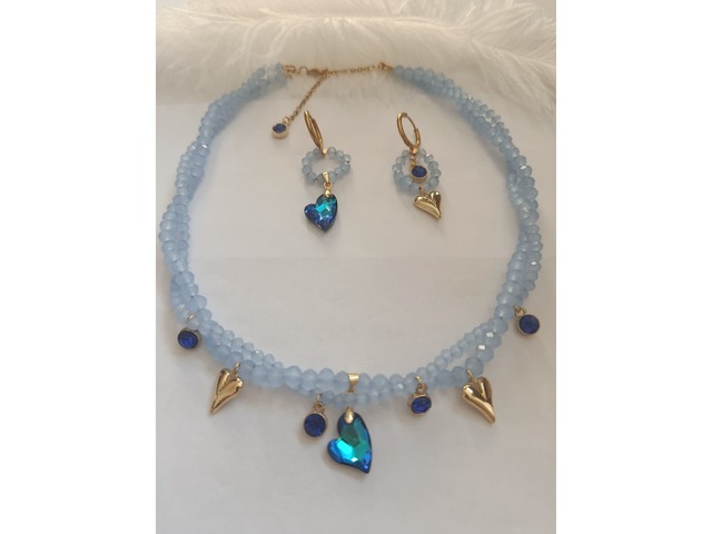 Ніжно блакитний комплект прикрас з сережками та кол'є