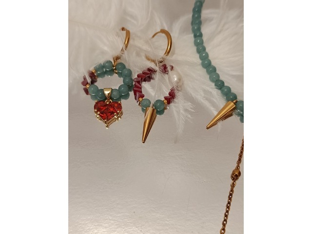 Кол'є та сережки