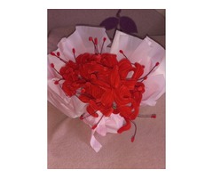 прекрасний індивідуальний букет с синельного дроту