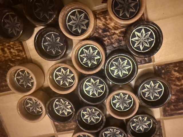 Шахи + нарди ручної роботи з натурального дерева (подарунок преміум класу)