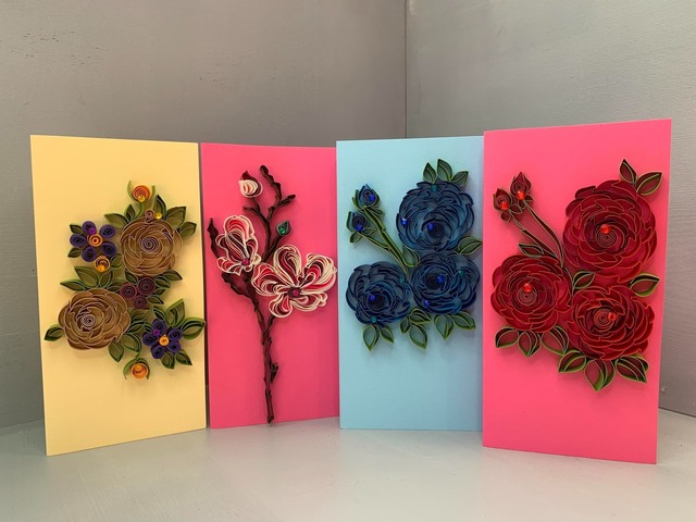 Квілінг листівка "Весняні квіти" з об’ємними квітами ручної роботи