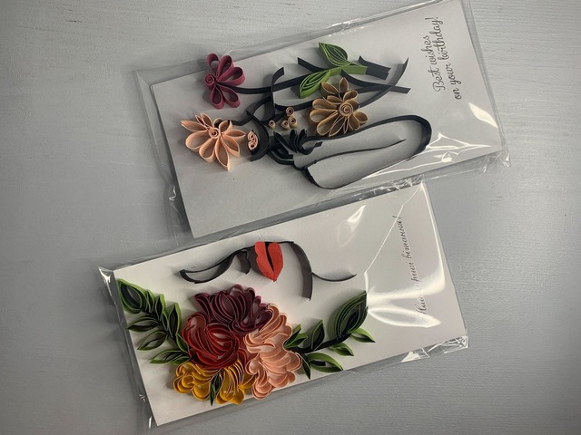 Квілінг листівка “Найщиріші вітання!” з квітами та арт-портретом ручної роботи