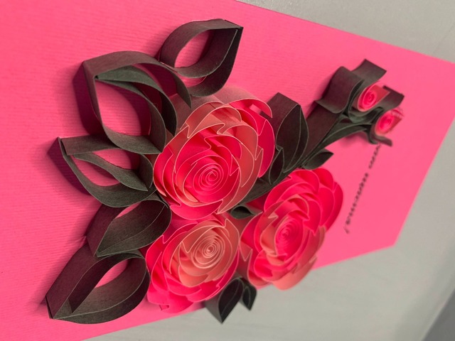 Квілінг листівка “Бажаю щастя!” з об’ємними трояндами ручної роботи