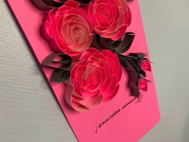 Квілінг листівка “Бажаю щастя!” з об’ємними трояндами ручної роботи