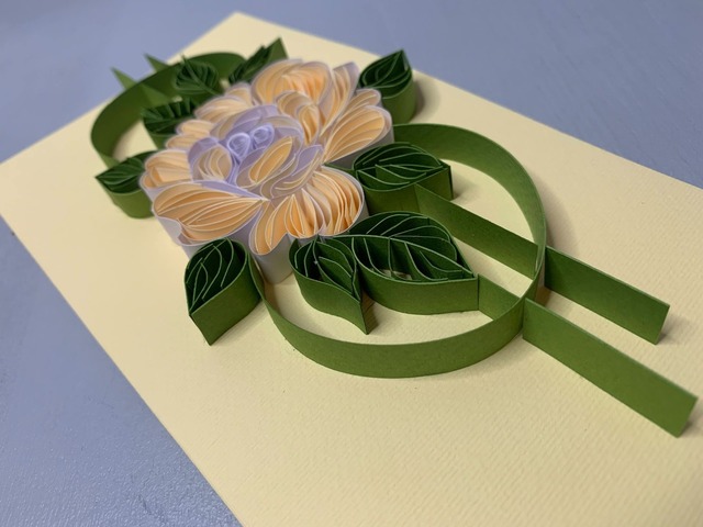 Квілінг листівка ручної роботи “Квітка до 8 березня”