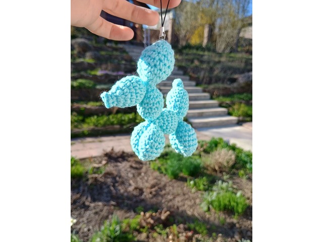 Брелок Собака из Шариков вязанная