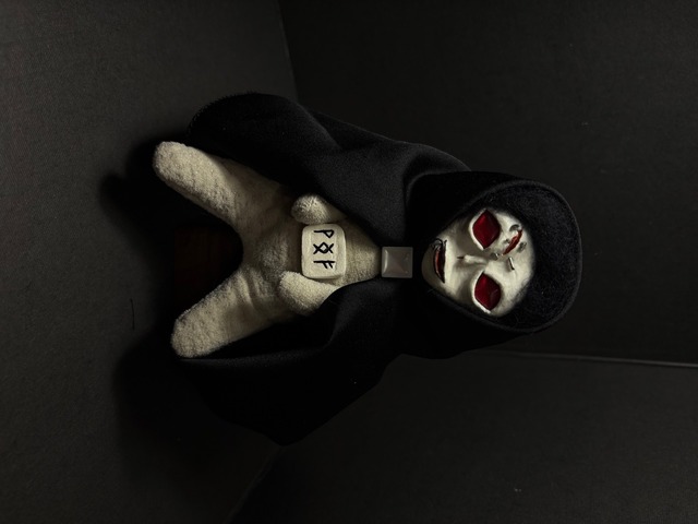 Інтерʼєрна лялька