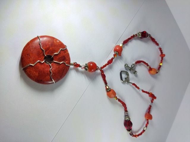 НАМИСТА З НАТУРАЛЬНИХ МАТЕРІАЛІВ