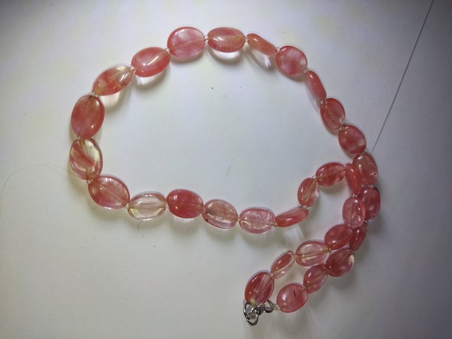 НАМИСТА З НАТУРАЛЬНИХ МАТЕРІАЛІВ