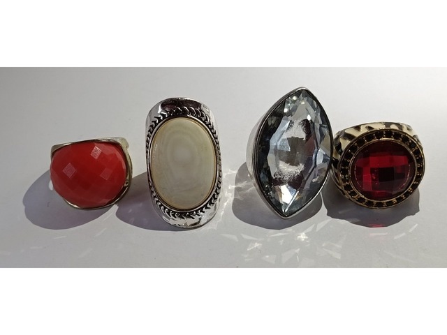 КАБЛУЧКИ.ПЕРСТНІ.ПЕЧАТКИ